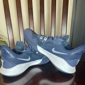 Nike Mamba Fury Team 'Midnight Navy' Boys Size 5